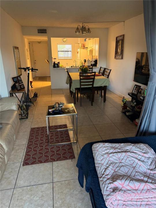 911 NE 209th Ter 202, Miami, 플로리다 33179, 미국