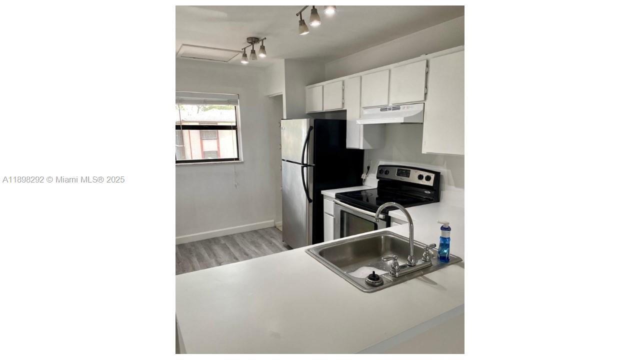 911 NE 209th Ter 202, Miami, 플로리다 33179, 미국