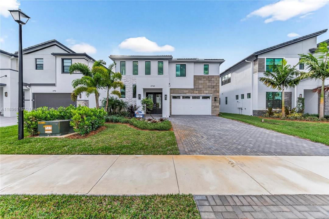 2722 NW 87th Ter na, Cooper City, Florida 33024