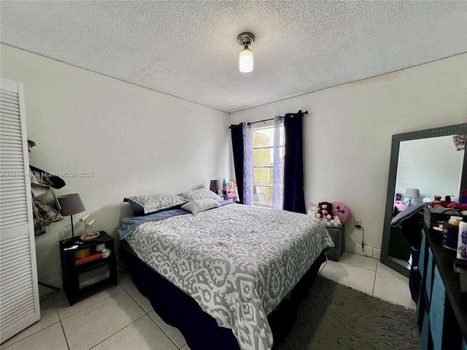 17530 NW 68th Ave C4008, Hialeah, Florida 33015, Stati Uniti