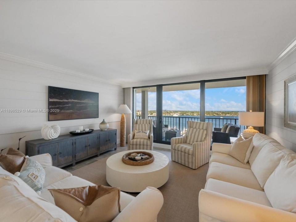 136 Lakeshore Dr PH-13, North Palm Beach, Flórida 33408, Estados Unidos