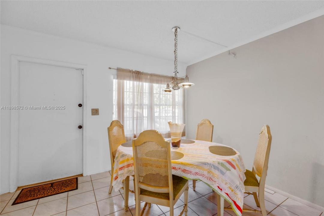 4143 N Ocean Blvd 104, Fort Lauderdale, Florida 33308, Estados Unidos