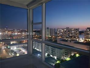 6801 Collins Ave 1402 Door 1412 L, Miami Beach, Florida 33141, Estados Unidos