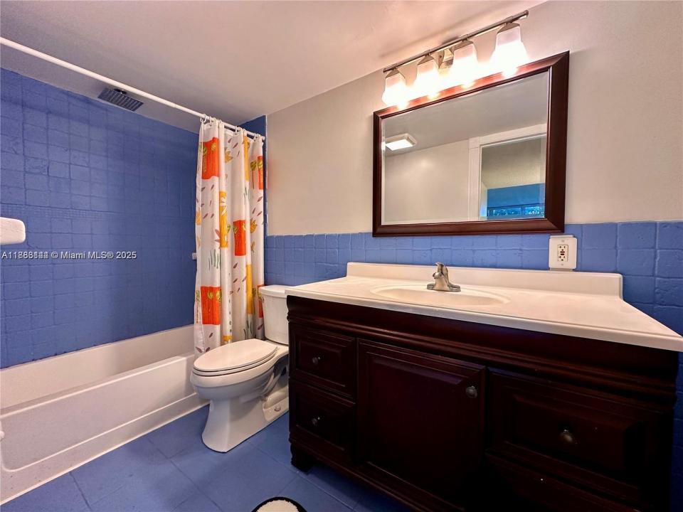 2601 S Course Dr 206, Pompano Beach, Florida 33069