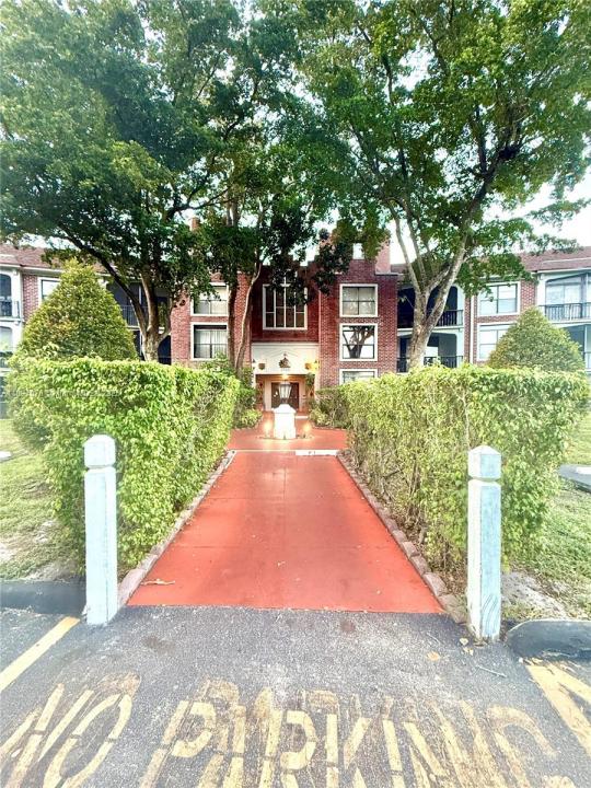 3760 Inverrary Dr 3D, Lauderhill, 플로리다 33319, 미국