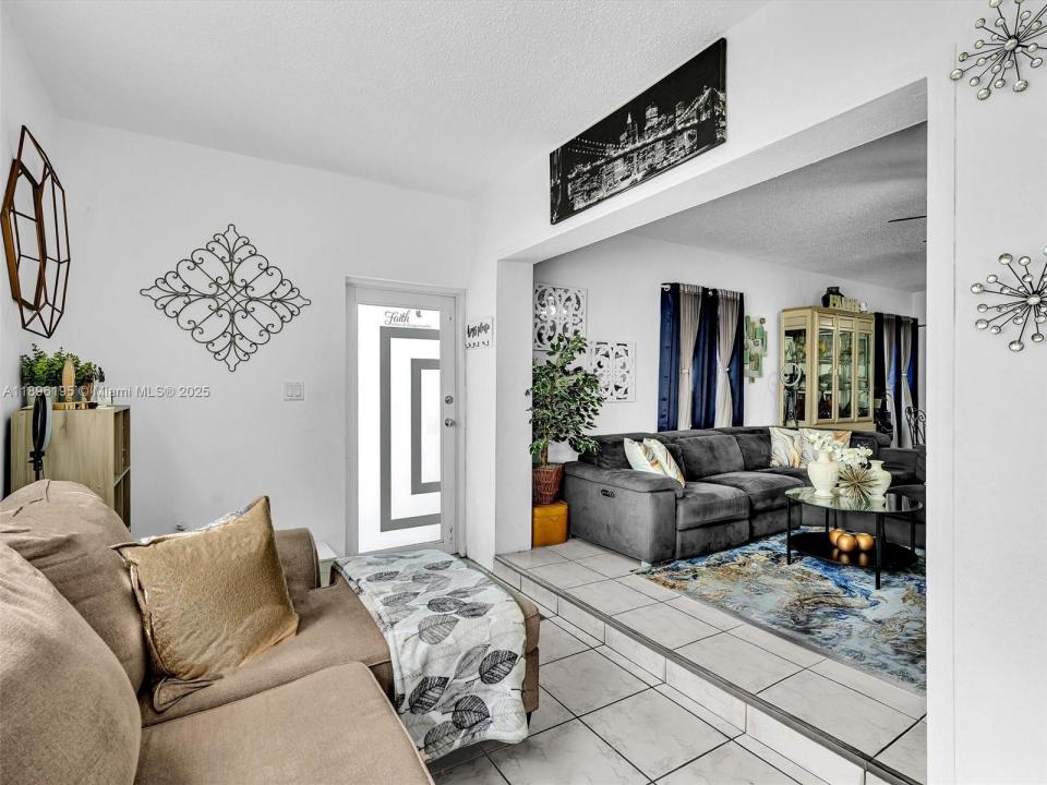 10055 NW 5th Ave, Unincorporated Dade County, Florida 33150