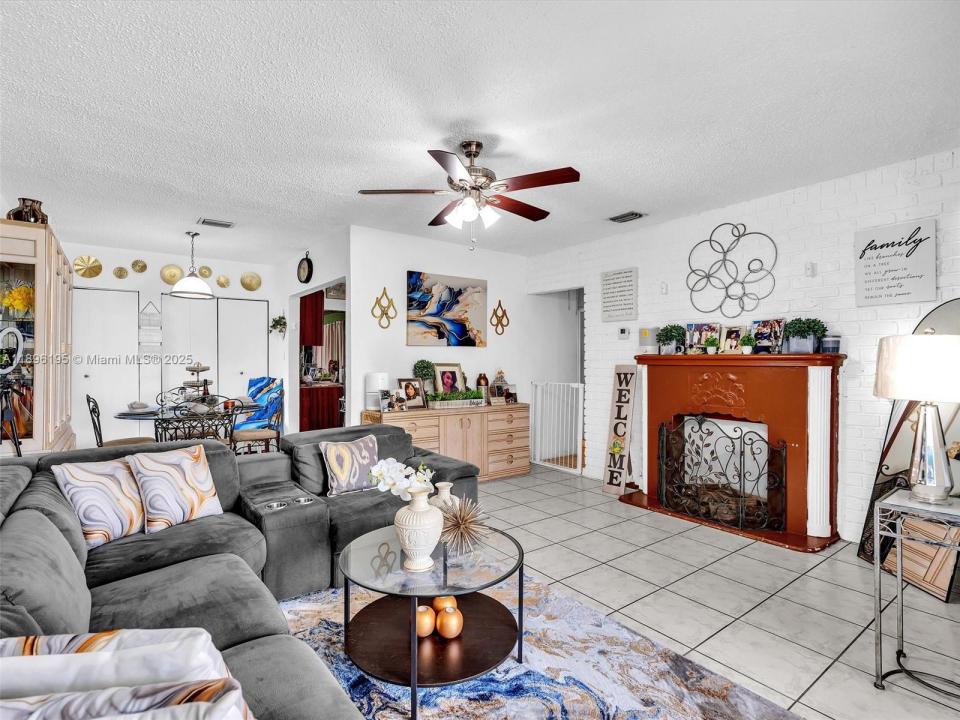 10055 NW 5th Ave, Unincorporated Dade County, Florida 33150