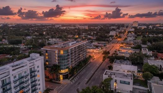 1690 SW 27th Ave 603, Miami, Florida 33145, USA