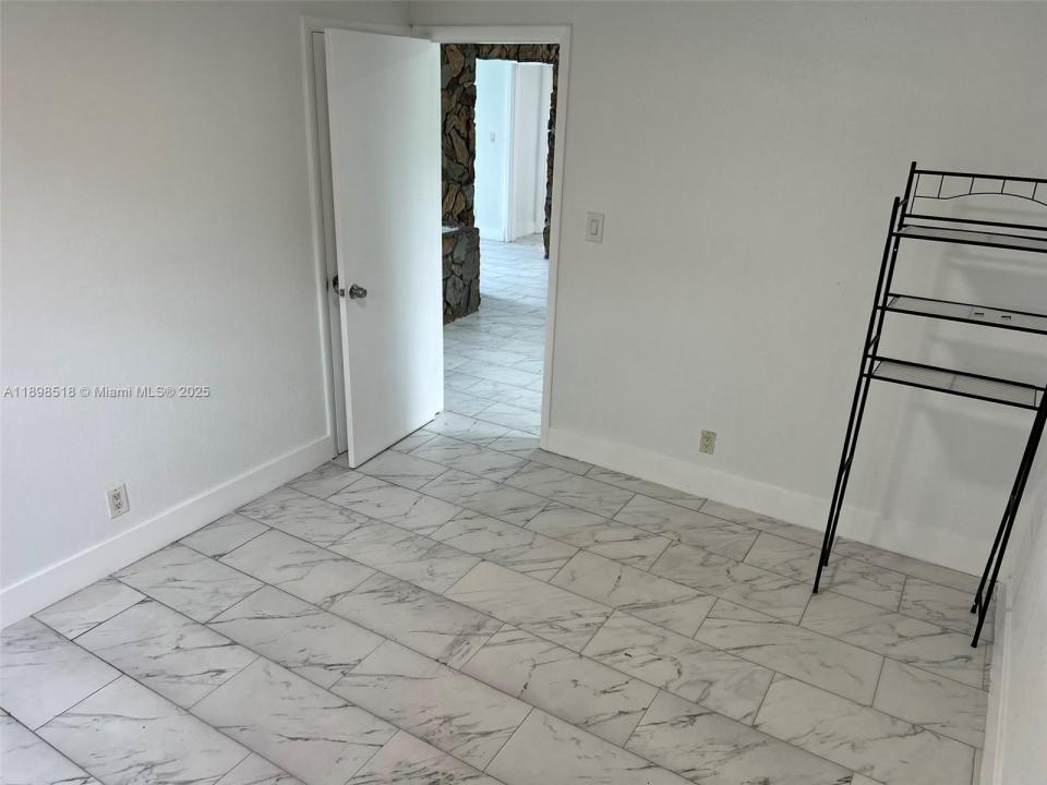 4421 NW 33rd St 0, Lauderdale Lakes, Florida 33319