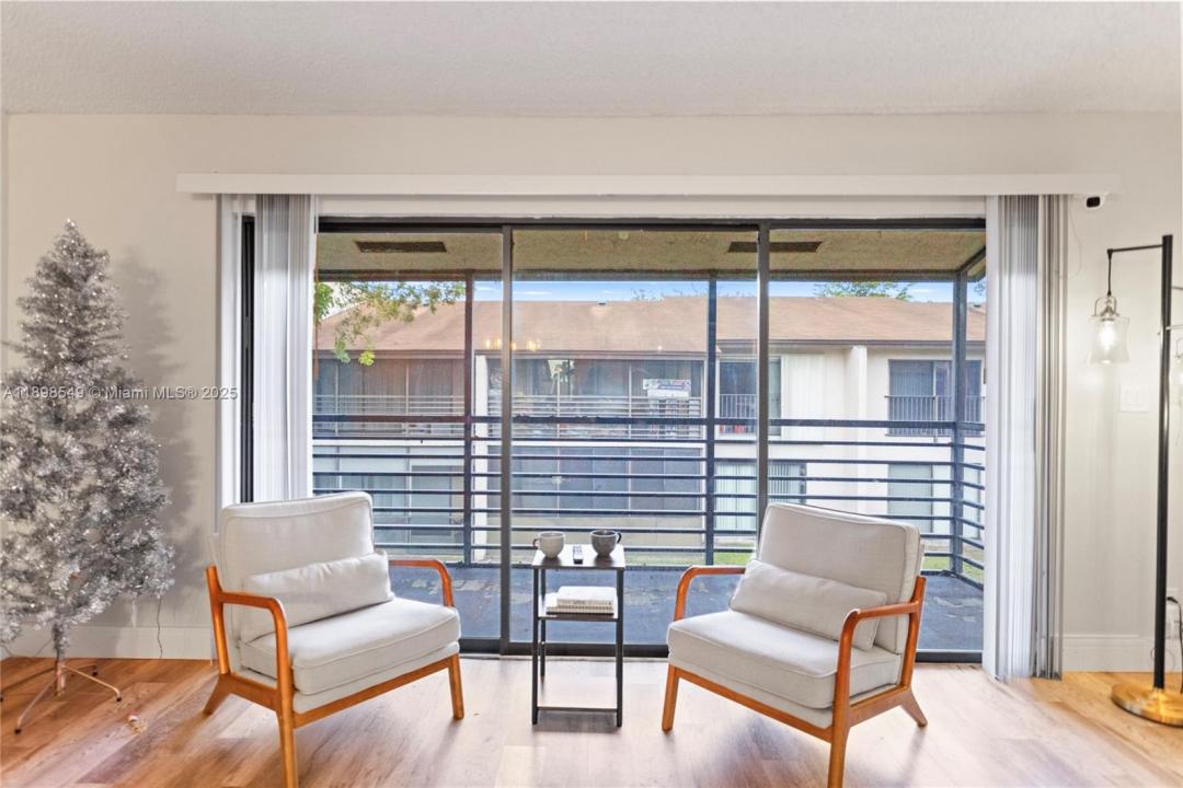 176 W Laurel Dr 1106, Margate, Флорида 33063, Соединенные Штаты