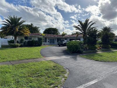4812 Van Buren St, Hollywood, Florida 33021, USA
