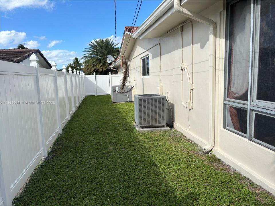 4812 Van Buren St, Hollywood, Florida 33021, Estados Unidos