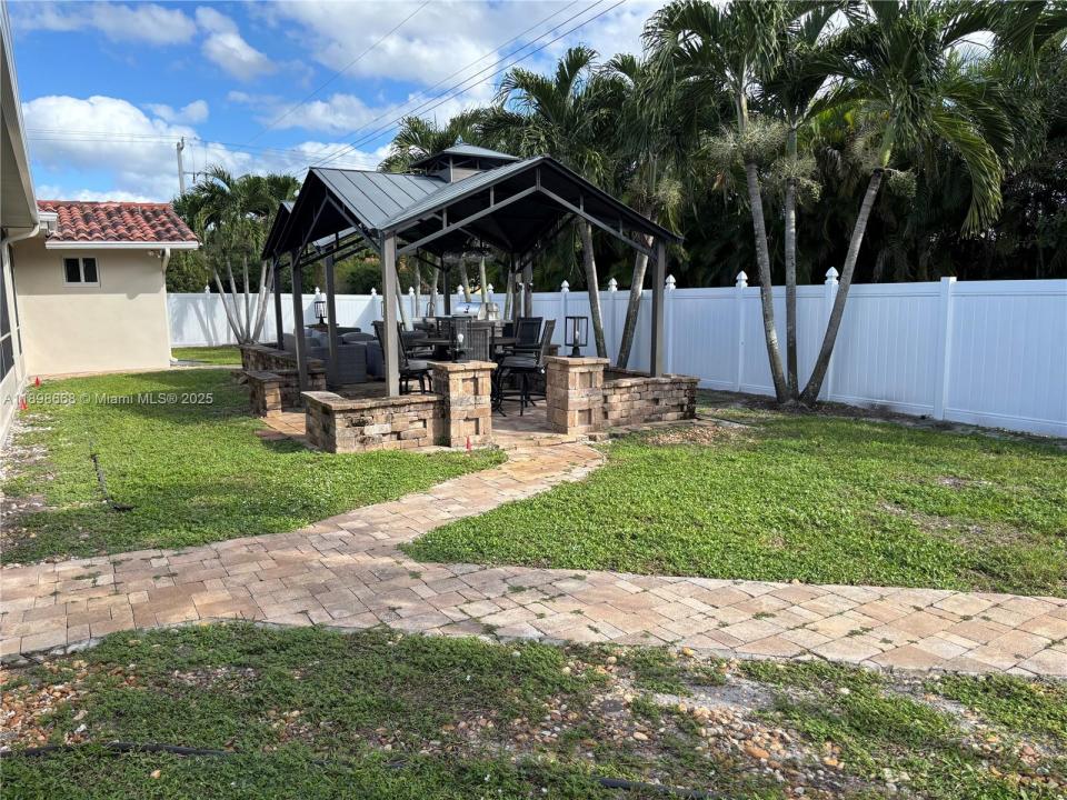 4812 Van Buren St, Hollywood, Florida 33021, Estados Unidos