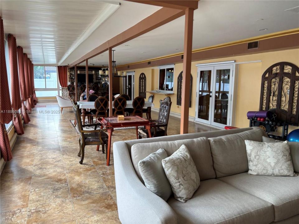 4812 Van Buren St, Hollywood, Florida 33021, Estados Unidos
