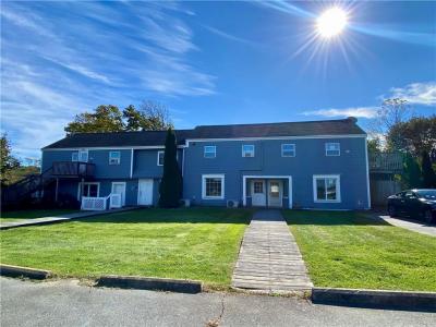 16 Clearview Avenue E, Portsmouth, RI 02871, USA