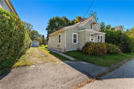 39 Hilton Street, Tiverton, Род Айленд 02878, Соединенные Штаты