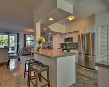 3135 NE 184th St 2103, Aventura, Florida 33160, USA