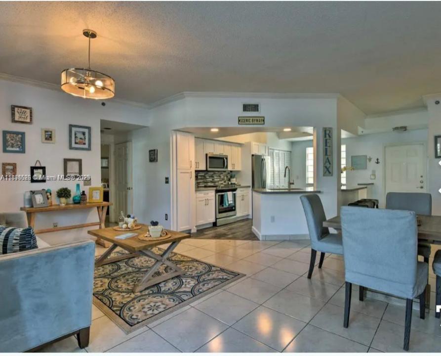 3135 NE 184th St 2103, Aventura, Florida 33160, Estados Unidos