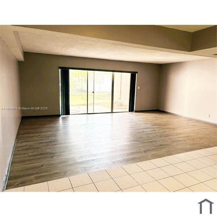 5812 NW 16 Street 29, Lauderhill, Florida 33313, USA