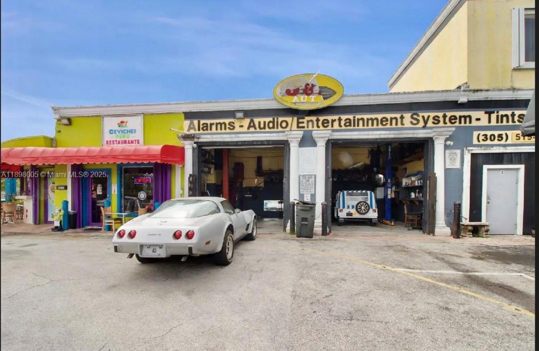 2692 Palm Ave, Hialeah, Floride 33010, États-Unis