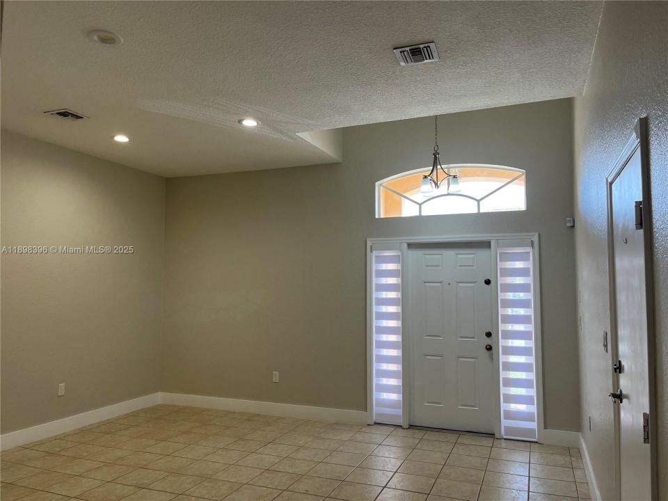 15205 SW 13th Ter, Miami, Флорида 33194, Соединенные Штаты