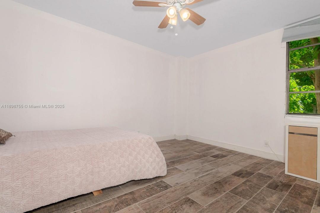 3401 N Country Club Dr 117, Aventura, Florida 33180, Amerika Birleşik Devletleri