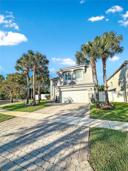 1462 Running Oak Ct, Royal Palm Beach, Florida 33411