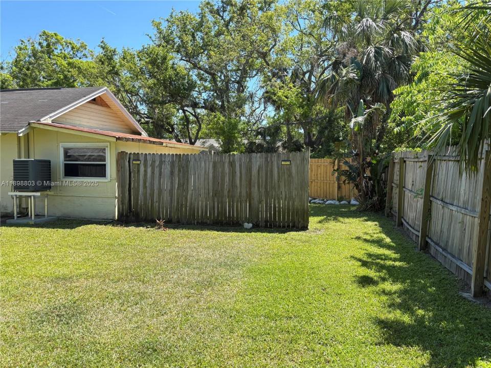 830 S BEACH STREET 2, Daytona, Florida 32114