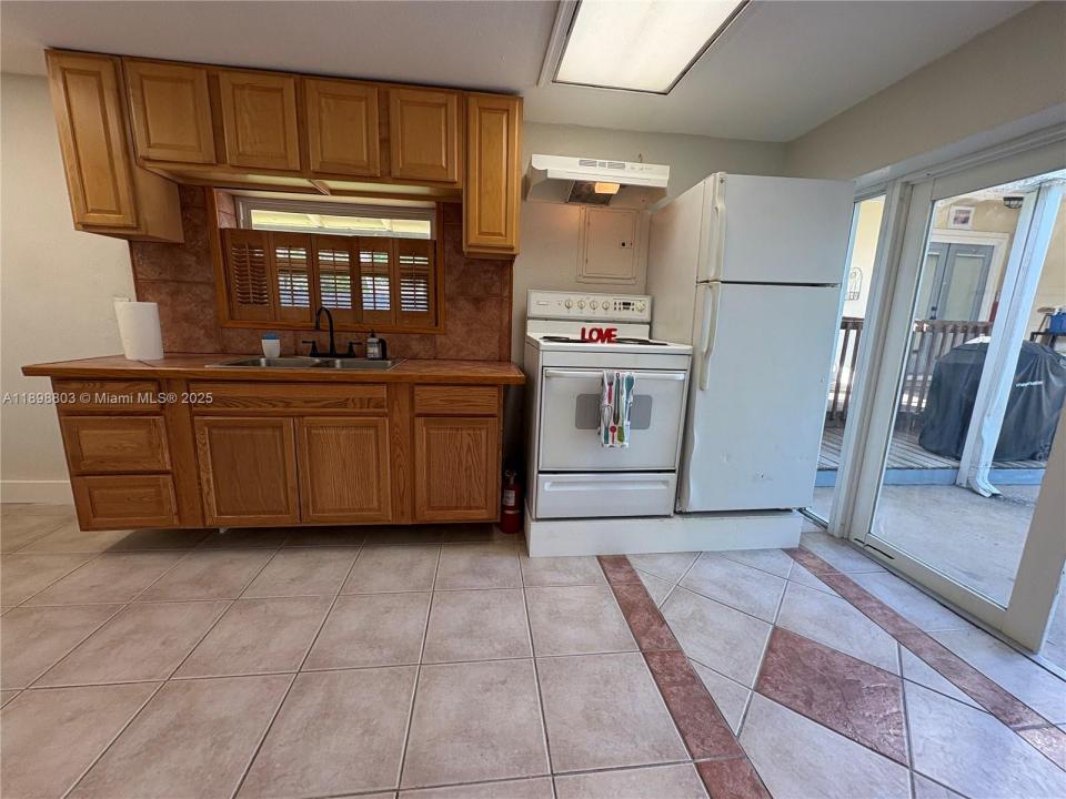 830 S BEACH STREET 2, Daytona, Florida 32114