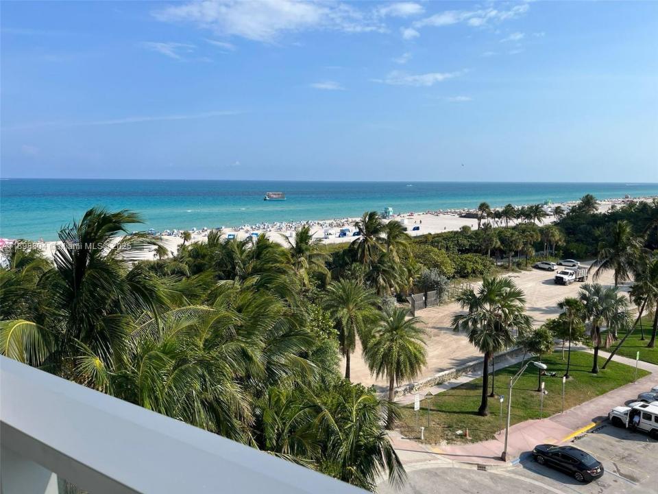 2201 Collins Ave 626, Miami Beach, Florida 33139, USA