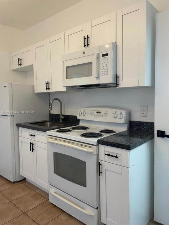 217 SW 21st Ave 2, Miami, Florida 33135, Estados Unidos