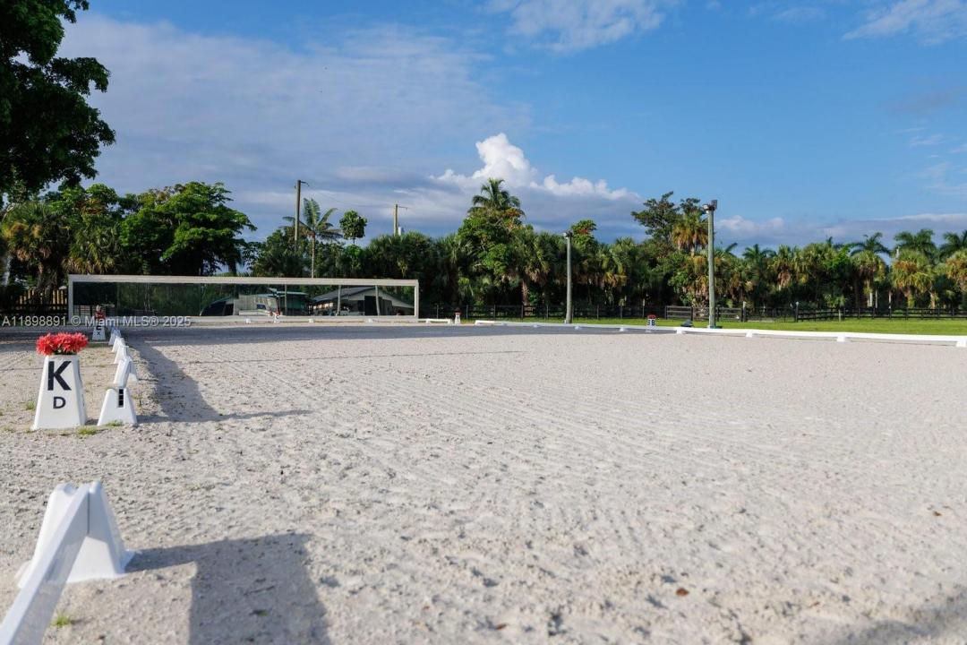 1230 F Rd, Loxahatchee, Flórida 33470, Estados Unidos