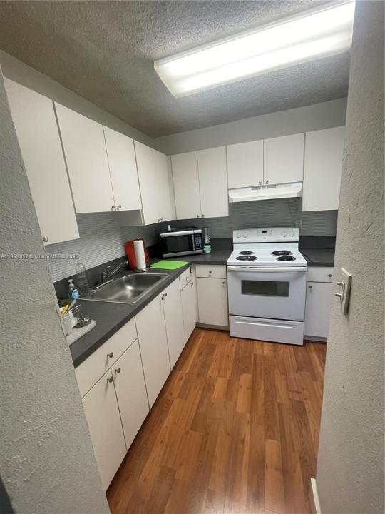 5330 SW 77th Ct 203J, Miami, Flórida 33155, Estados Unidos