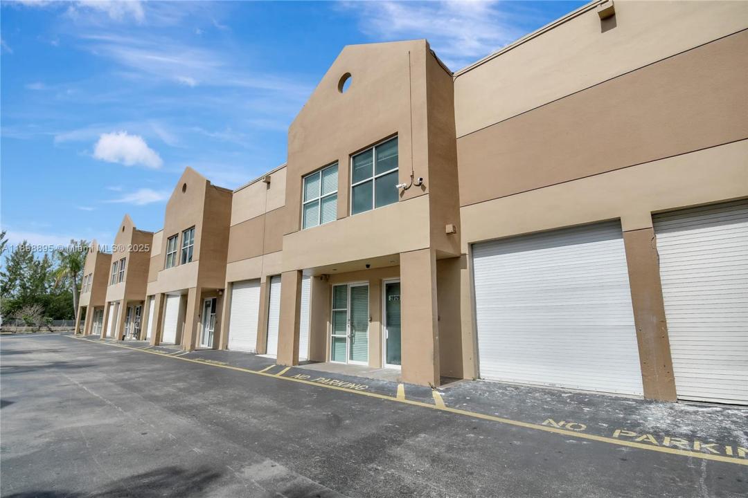 20129 NE 16th Pl, Miami, Florida 33179, HOA KỲ