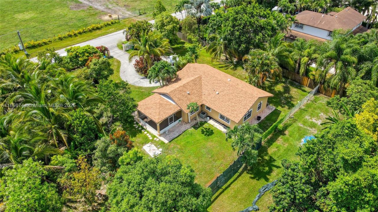 5130 SW 208th Ln, Southwest Ranches, Florida 33332, USA