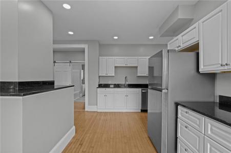 17 Selkirk Rd Road 2, Cranston, Rhode Island 02905