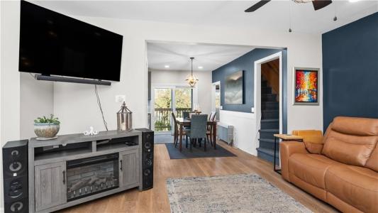 11 IVY Street, West Warwick, Rhode Island 02893, Stati Uniti