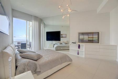 15901 Collins Ave Ph4303, Sunny Isles Beach, Florida 33160