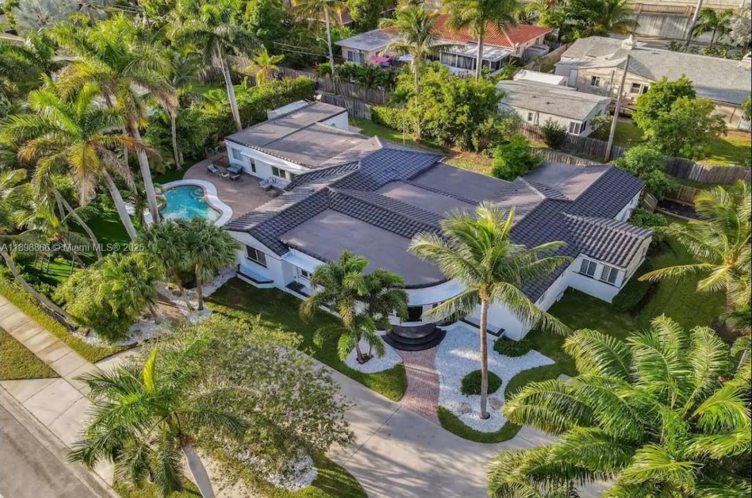 725 Harrison St, Hollywood, 佛罗里达州 33019, 美国