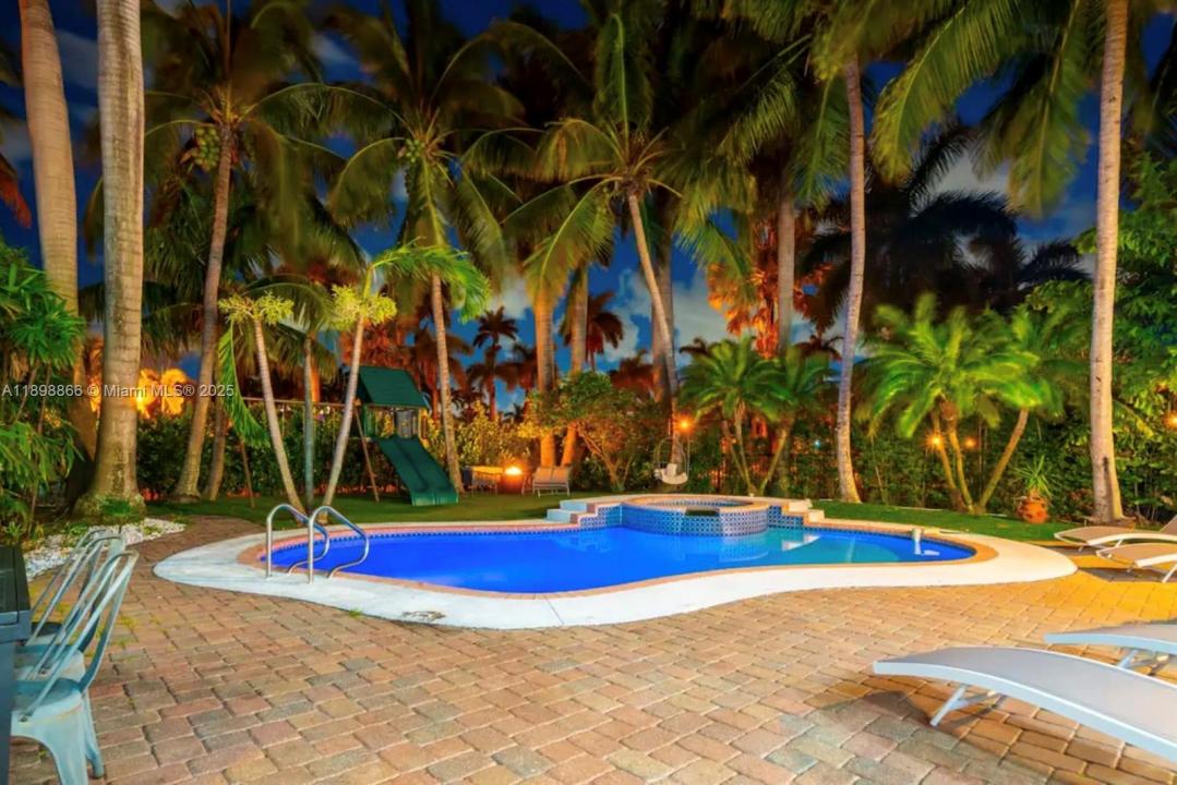 725 Harrison St, Hollywood, 佛罗里达州 33019, 美国