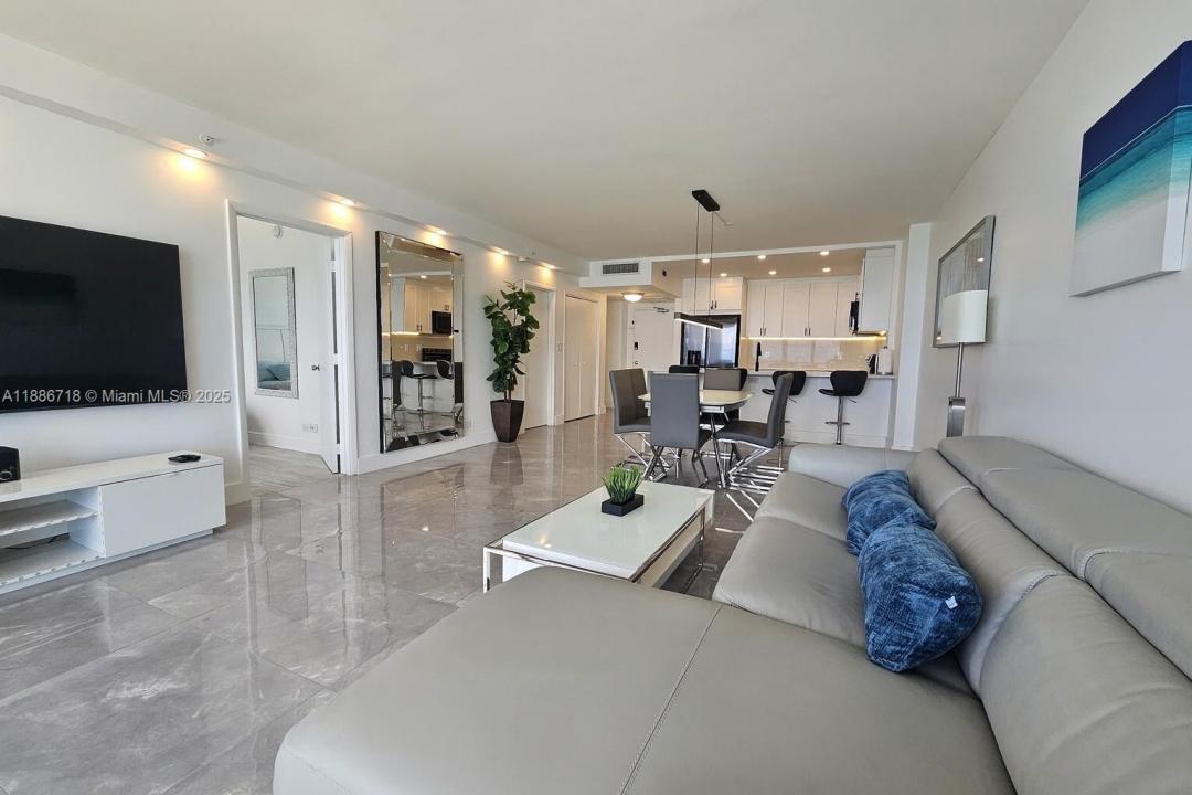 Miami Beach, Florida 33140
