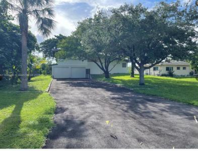 705 E River Dr, Margate, Florida 33063, USA