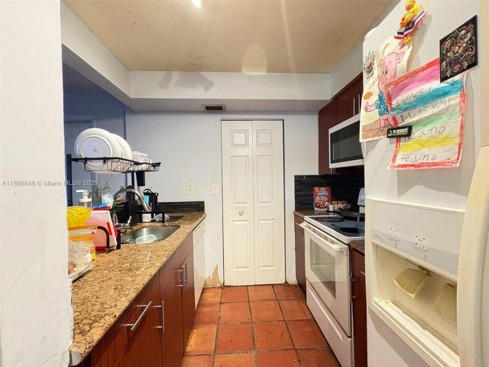 8475 SW 156th Ct 330, Miami, Florida 33193