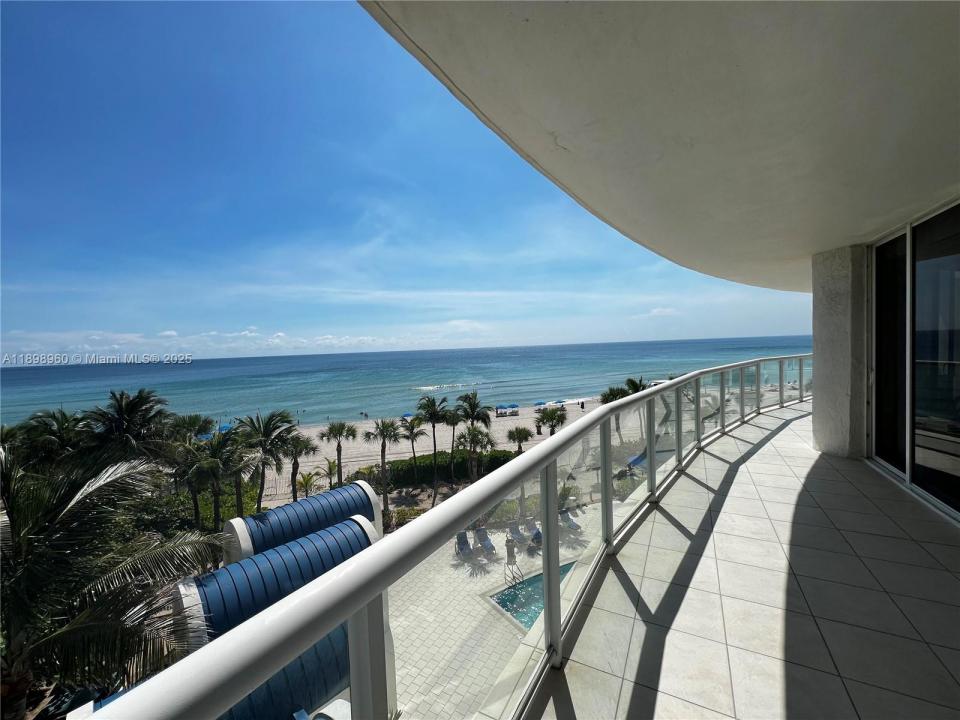 18671 Collins Ave 402, Sunny Isles Beach, Floride 33160, États-Unis