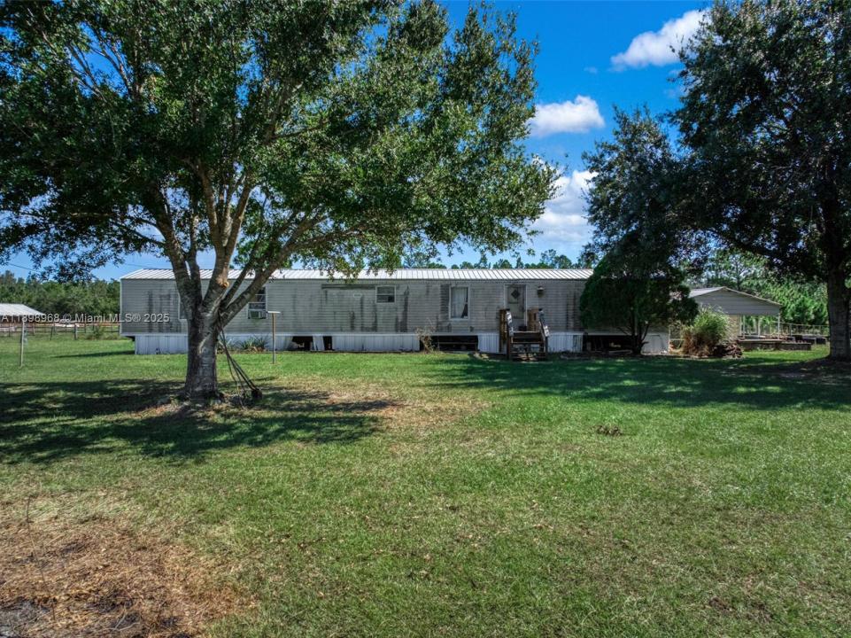 2316 Gem Stone, Sebring, Florida 33857