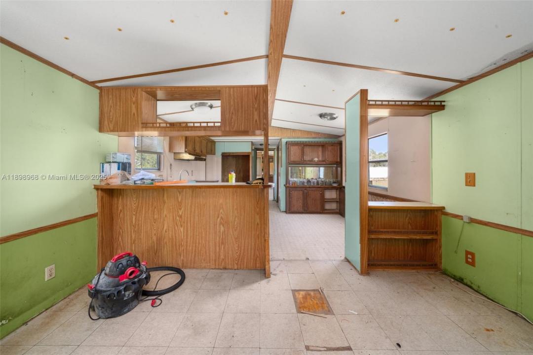 2316 Gem Stone, Sebring, Florida 33857