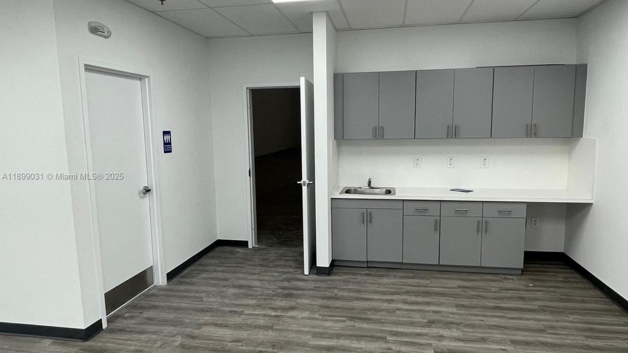 3022 NW 73rd St 3, Miami, Florida 33147