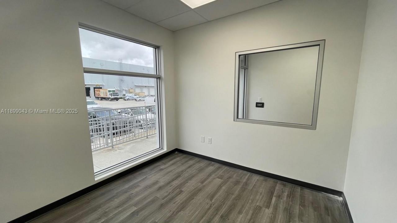 3042 NW 73rd St 1, Miami, Florida 33147