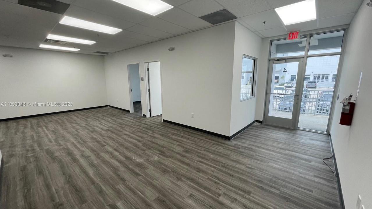 3042 NW 73rd St 1, Miami, Florida 33147