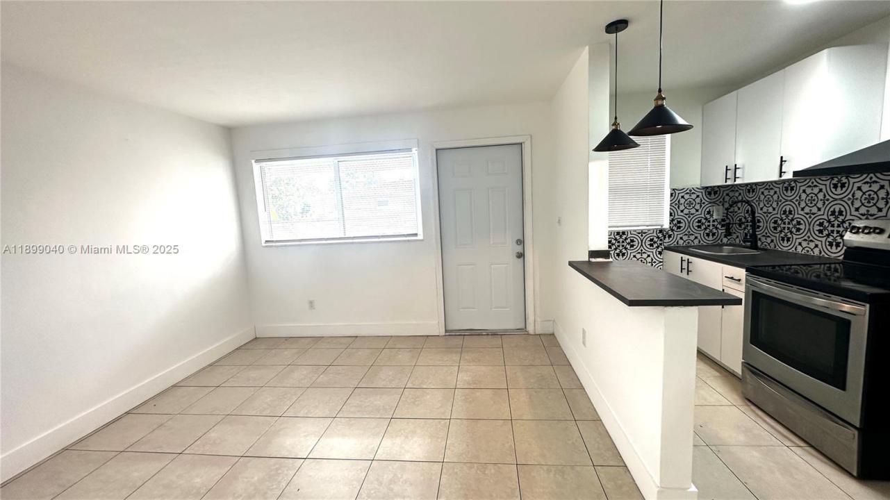 310 NE 82nd St 3, Miami, فلوريدا 33138, الولايات المتحدة